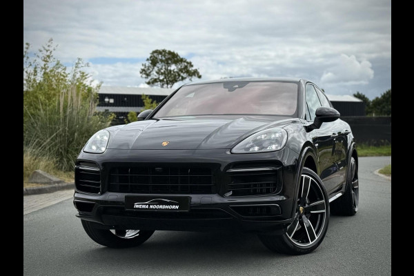 Porsche Cayenne Coupé 3.0 E-Hybrid SportDesign|Sport Chrono|Burmester® |Softclose doors|Camera 360°|AppleCarplay