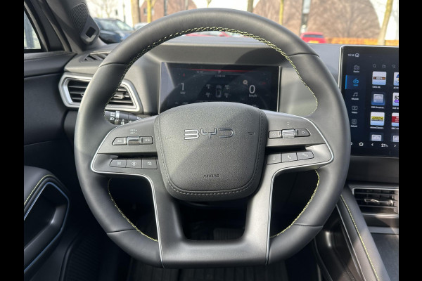 BYD ATTO 2 Boost 45 kWh ZGAN Nieuw! | Volledige BYD Fabrieksgarantie t/m 11-2030 of 150.000 km | Stoel & Stuurverwarming | Adaptieve Cruise | 360° Camera | Panoramadak | Dodehoekassistent | Origineel NL Auto