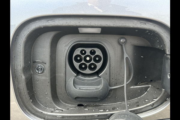 BYD ATTO 2 Boost 45 kWh ZGAN Nieuw! | Volledige BYD Fabrieksgarantie t/m 11-2030 of 150.000 km | Stoel & Stuurverwarming | Adaptieve Cruise | 360° Camera | Panoramadak | Dodehoekassistent | Origineel NL Auto