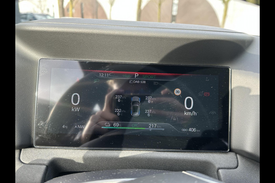 BYD ATTO 2 Boost 45 kWh ZGAN Nieuw! | Volledige BYD Fabrieksgarantie t/m 11-2030 of 150.000 km | Stoel & Stuurverwarming | Adaptieve Cruise | 360° Camera | Panoramadak | Dodehoekassistent | Origineel NL Auto