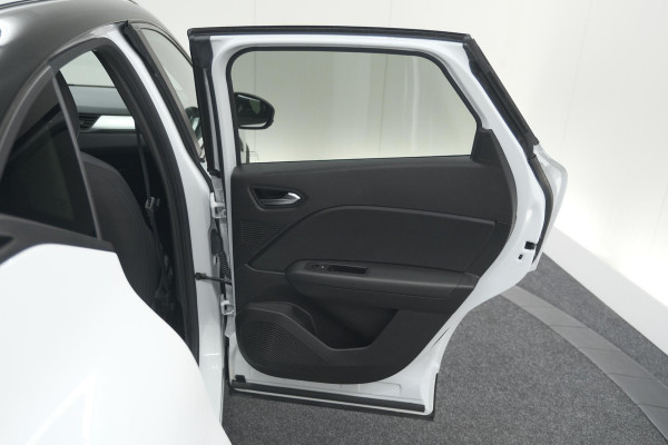 Renault Captur TCe 100 Intens | Stoelverwarming | Camera | Apple Carplay