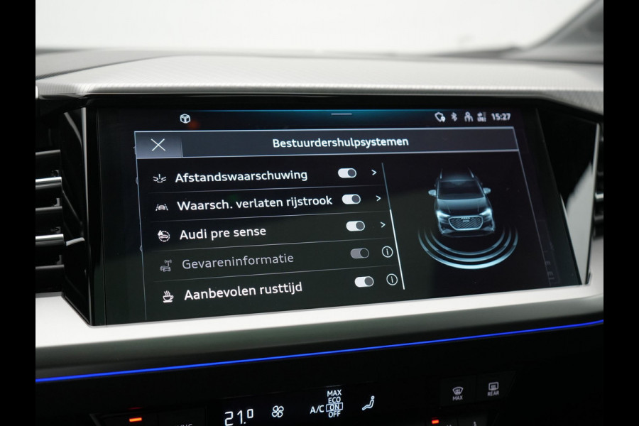 Audi Q4 e-tron 50 quattro S-Line 77 kWh 299pk Dealer O.H. Incl. BTW | Panodak | SOH 93,2% | Lederen Sportstoelen Verwarmd | 20"L.M  | Navigatie | Cruise Control | Virtual | DAB | Taifungrau Metallic |
