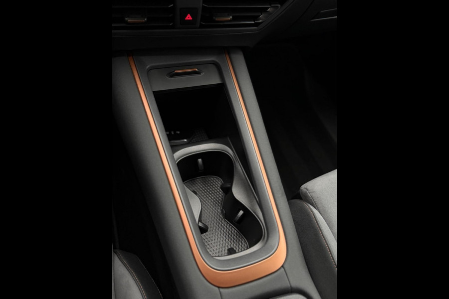 CUPRA Born Performance 82 kWh HuD Camera 231pk