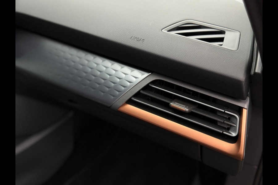 CUPRA Born Performance 82 kWh HuD Camera 231pk