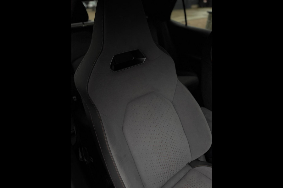 CUPRA Born Performance 82 kWh HuD Camera 231pk