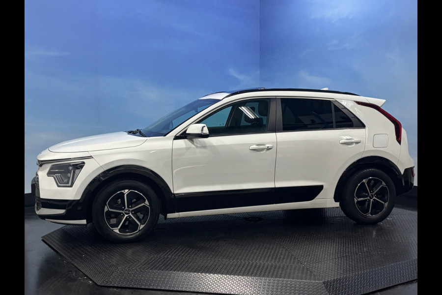 Kia Niro 1.6 GDi Hybrid DynamicPlusLine Pano, Trekhaak, Leer, Stuur/Stoelverwarming