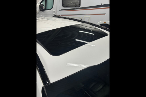 Kia Niro 1.6 GDi Hybrid DynamicPlusLine Pano, Trekhaak, Leer, Stuur/Stoelverwarming