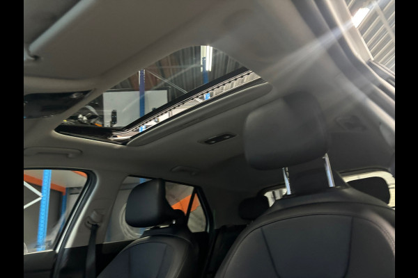 Kia Niro 1.6 GDi Hybrid DynamicPlusLine Pano, Trekhaak, Leer, Stuur/Stoelverwarming