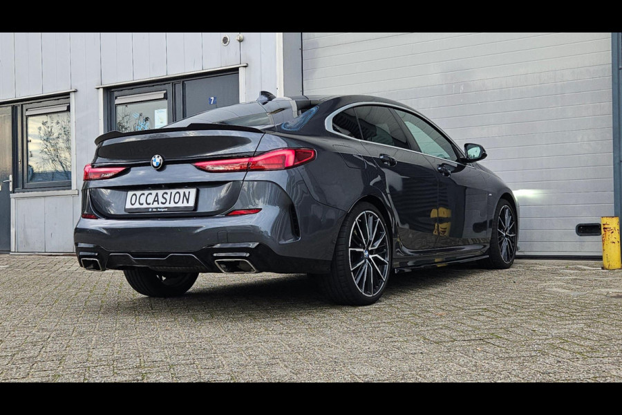 BMW 220i Gran Coupé High Executive | M-pakket | Pano | Head-Up | Harman Kardon | Camera