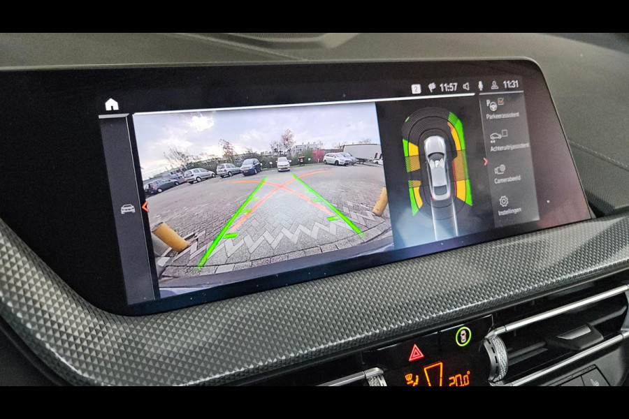 BMW 220i Gran Coupé High Executive | M-pakket | Pano | Head-Up | Harman Kardon | Camera