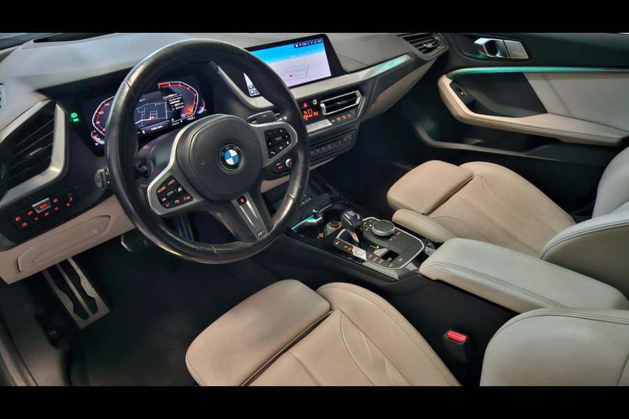BMW 220i Gran Coupé High Executive | M-pakket | Pano | Head-Up | Harman Kardon | Camera