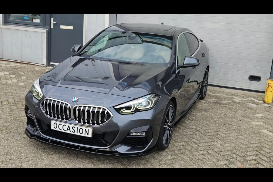 BMW 220i Gran Coupé High Executive | M-pakket | Pano | Head-Up | Harman Kardon | Camera