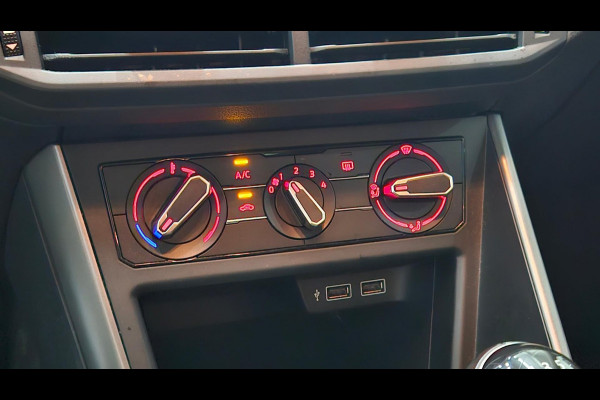 Volkswagen Polo 1.0 TSI Comfortline Business | ACC | CarPlay | NAP | Groot Navi