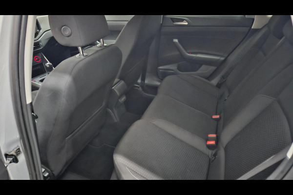Volkswagen Polo 1.0 TSI Comfortline Business | ACC | CarPlay | NAP | Groot Navi