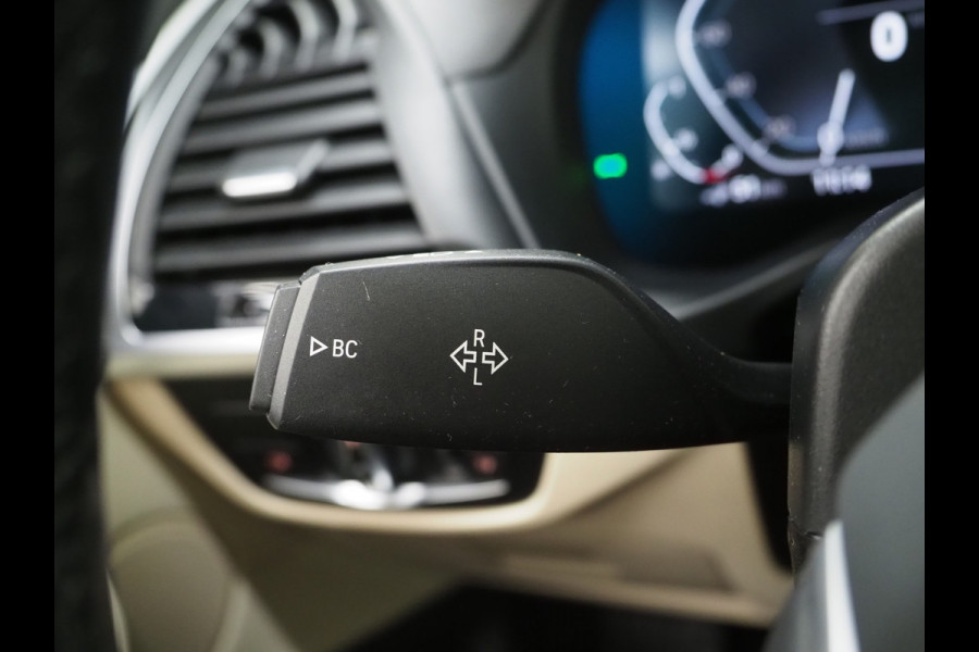 BMW X3 xDrive30e 292PK | Panoramadak | Leder | Camera | Memory | Keyless | DAB | Carplay