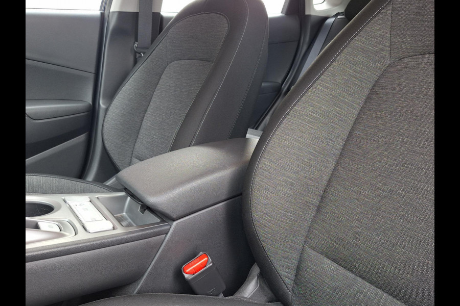 Hyundai Kona EV Comfort 64 kWh | SOH: 96,3% | Trekhaak |  3 Fase | warmtepomp | Navi | Camera | Climate |
