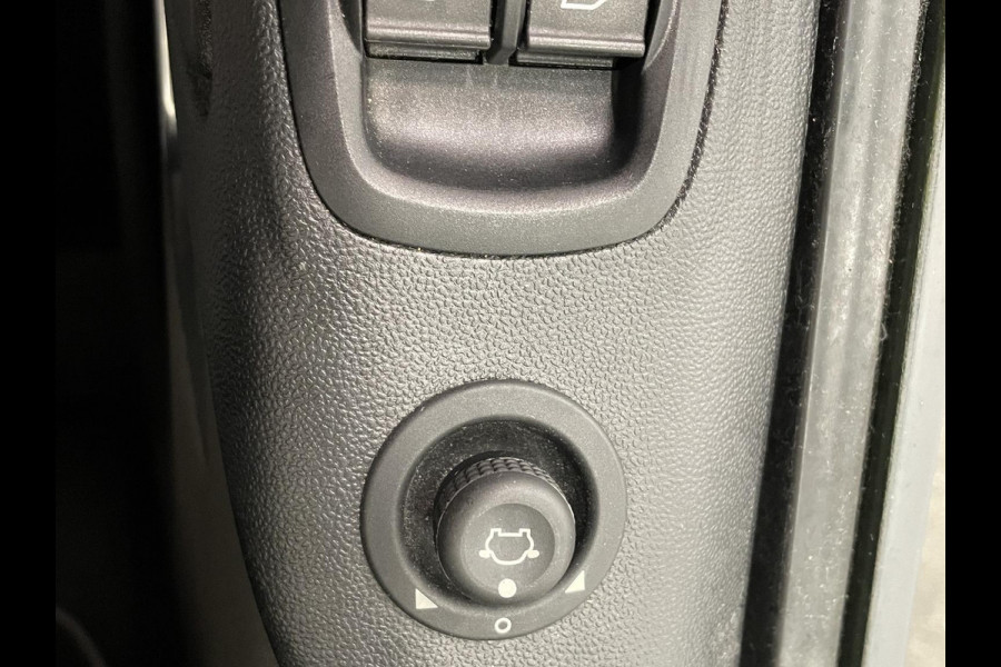 Ford Transit Custom 2.0 TDCI L1H1 Trend 96KW Airco Cruise Control Trekhaak Parkeersensoren Achter