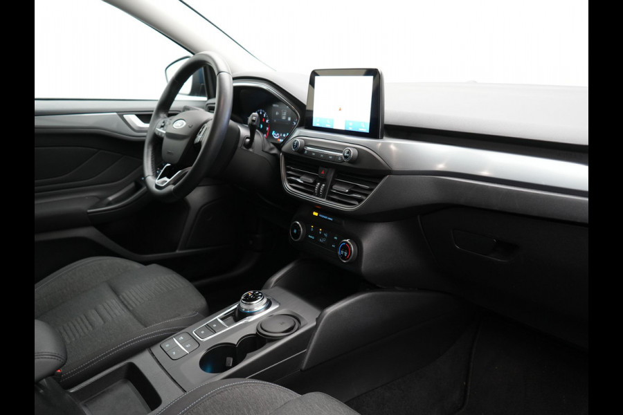 Ford FOCUS Wagon 1.0 EcoBoost Titanium Activa Automaat 126pk | Trekhaak Afn. | Cruise Control | Sportstoelen | Apple Carplay | Navigatie | DAB | Lane Assist |  17" L.M |
