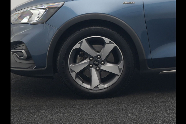 Ford FOCUS Wagon 1.0 EcoBoost Titanium Activa Automaat 126pk | Trekhaak Afn. | Cruise Control | Sportstoelen | Apple Carplay | Navigatie | DAB | Lane Assist |  17" L.M |