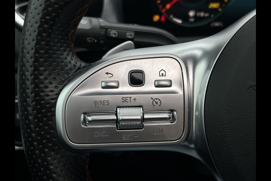 Mercedes-Benz A-Klasse 250 AMG-Line | Pano | LED Matrix | Night Pakket | Camera