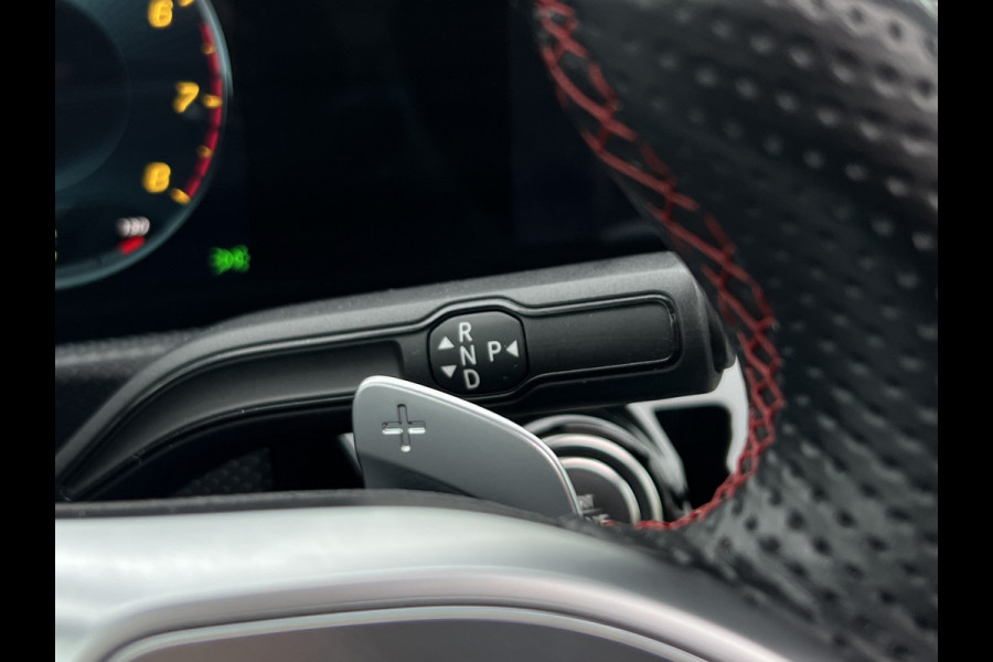 Mercedes-Benz A-Klasse 250 AMG-Line | Pano | LED Matrix | Night Pakket | Camera