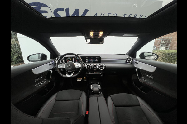 Mercedes-Benz A-Klasse 250 AMG-Line | Pano | LED Matrix | Night Pakket | Camera
