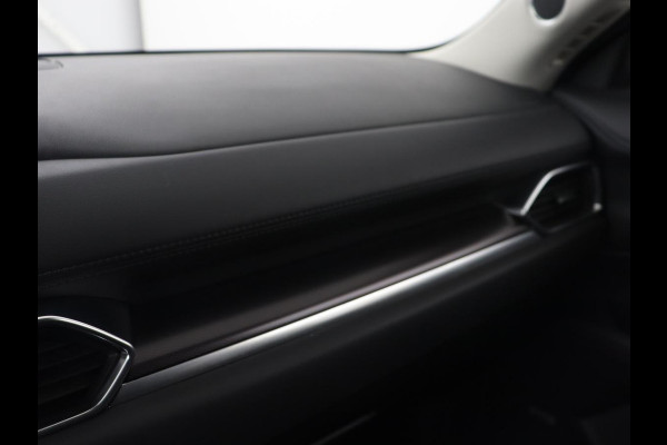 Mazda CX-5 2.0 SkyActiv-G 165 Sportive | Leder/Alcantara | Trekhaak | Head-Up | Adaptive cruise | 360 Camera | Stoel & stuurverwarming | Navigatie | Full LED | Keyless | Carplay | 19'' lichtmetalen velgen
