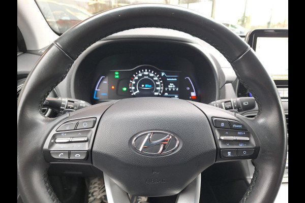 Hyundai Kona EV Fashion 64 kWh | SOH: 95,0% | 3 Fase | warmtepomp | HUD | Blindspot | Climate | Navi |
