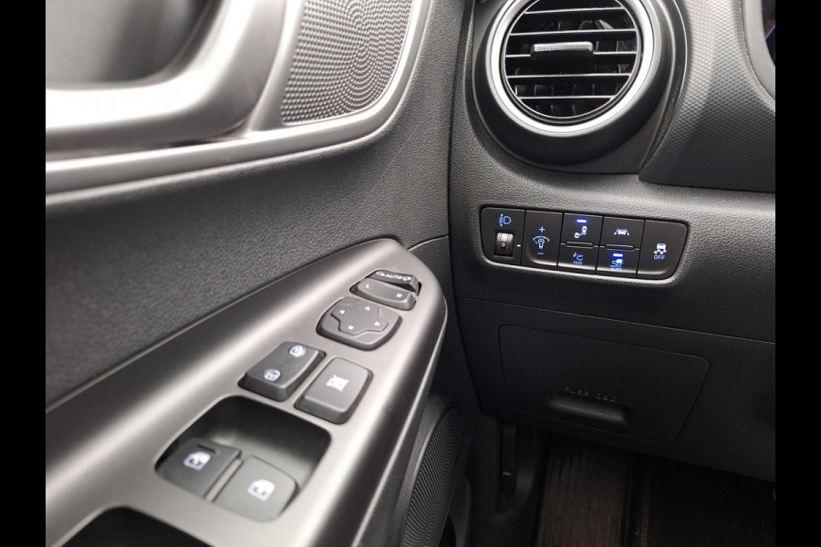 Hyundai Kona EV Fashion 64 kWh | SOH: 95,0% | 3 Fase | warmtepomp | HUD | Blindspot | Climate | Navi |