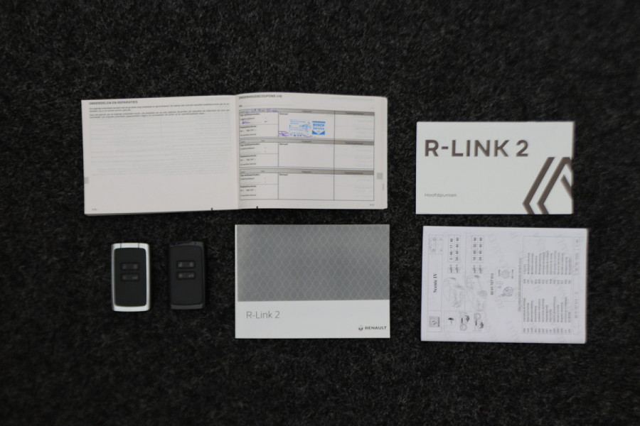 Renault Grand Scénic 1.3 TCe Equilibre 7p. Camera, Apple Carplay, Keyless, Trekhaak, LED, Climate