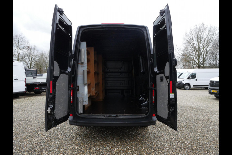 Volkswagen Crafter 2.0 TDI 140PK, L3H3, Airco