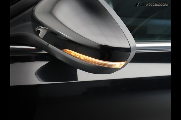 Ford FOCUS Wagon 1.0 Trend Edition Business Sport (NAVIGATIE,PARKEERSENSOREN,APPLE CARPLAY,LM-VELGEN,CAMERA,NIEUWE APK)