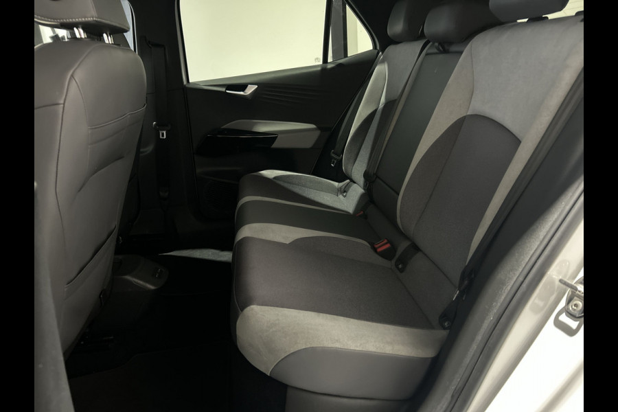 Volkswagen ID.3 First Plus 58 kWh Parkeersensoen | Zwart dak