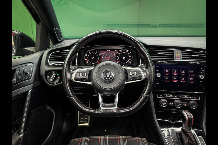 Volkswagen Golf 2.0 TSI GTI Performance Dyn | Keyless | Pano