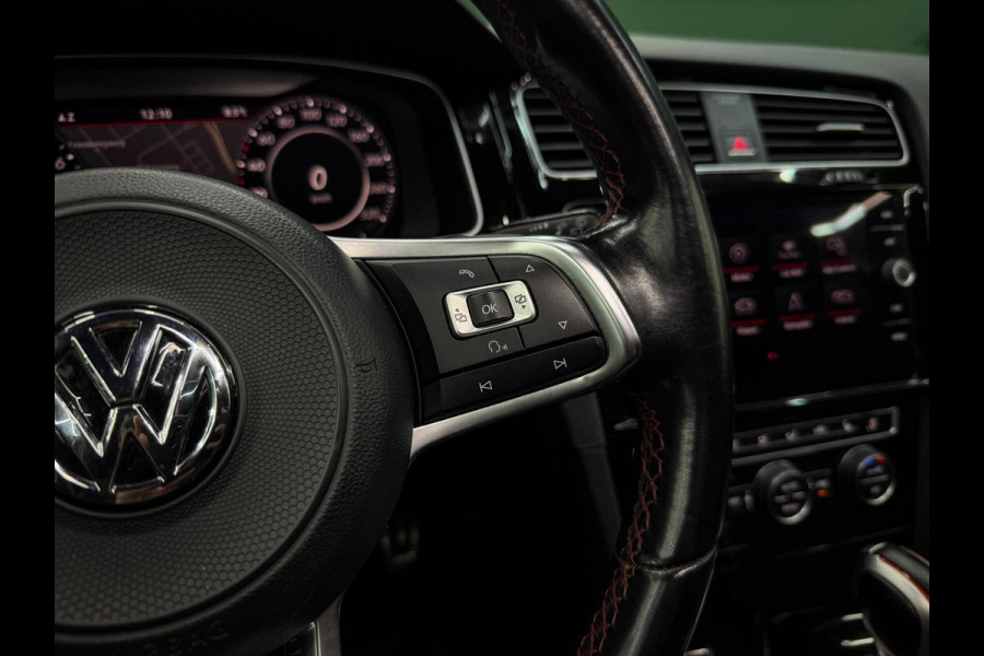 Volkswagen Golf 2.0 TSI GTI Performance Dyn | Keyless | Pano