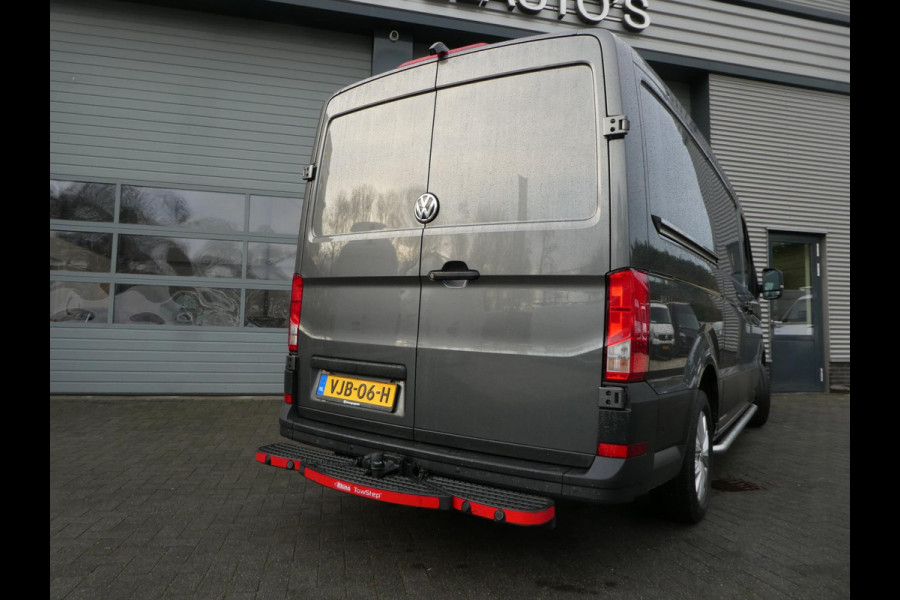 Volkswagen Crafter 2.0 TDI 140 pk L3H2 Highline airco navigatie camera
