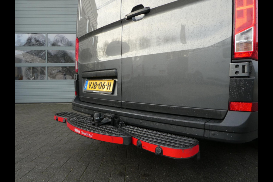 Volkswagen Crafter 2.0 TDI 140 pk L3H2 Highline airco navigatie camera