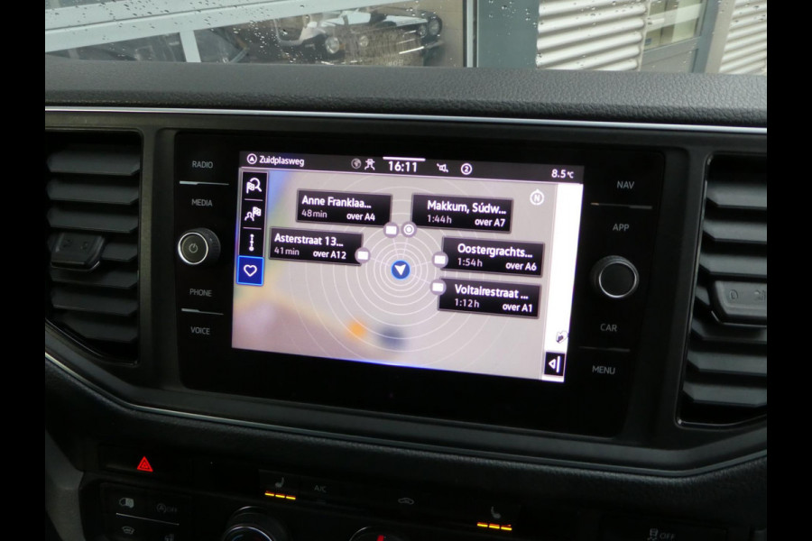 Volkswagen Crafter 2.0 TDI 140 pk L3H2 Highline airco navigatie camera