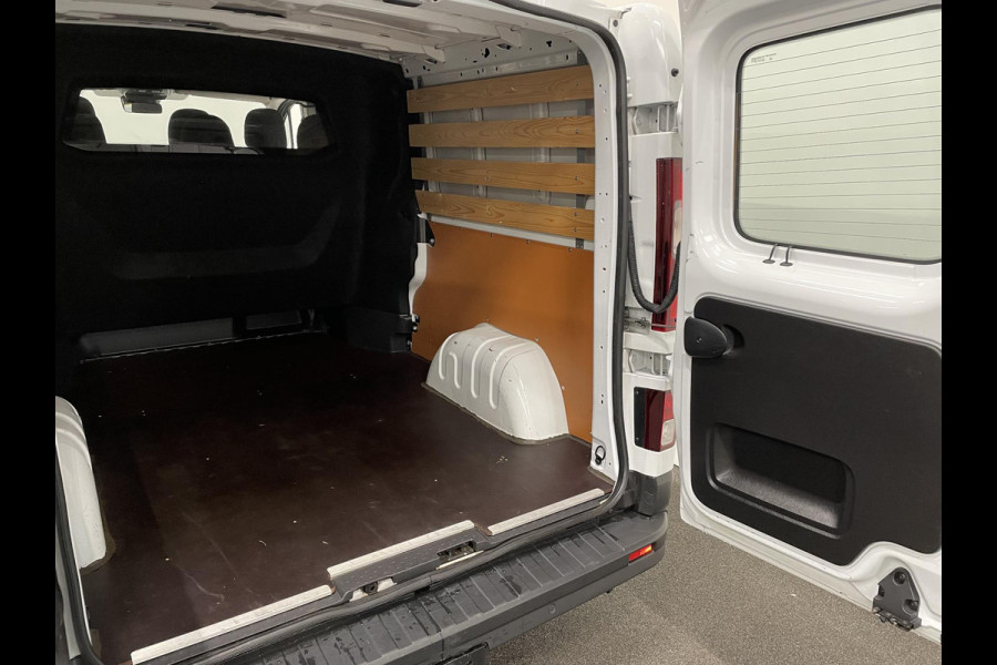 Renault Trafic 2.0 DCI 150PK L2H1 Dubbele Cabine Work Edition Airco Cruise Control Navi Parkeersensoren Voor & Achter Camera