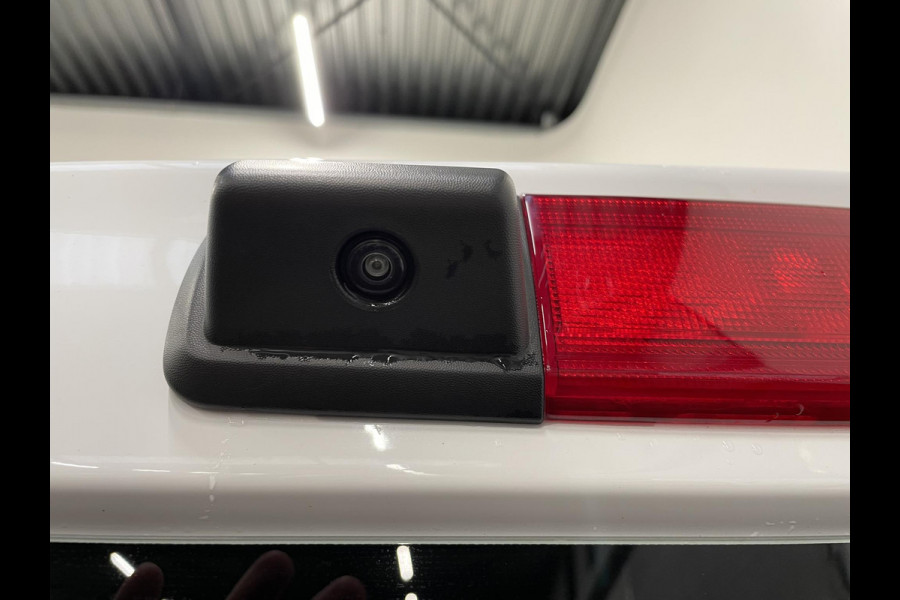 Renault Trafic 2.0 DCI 150PK L2H1 Dubbele Cabine Work Edition Airco Cruise Control Navi Parkeersensoren Voor & Achter Camera