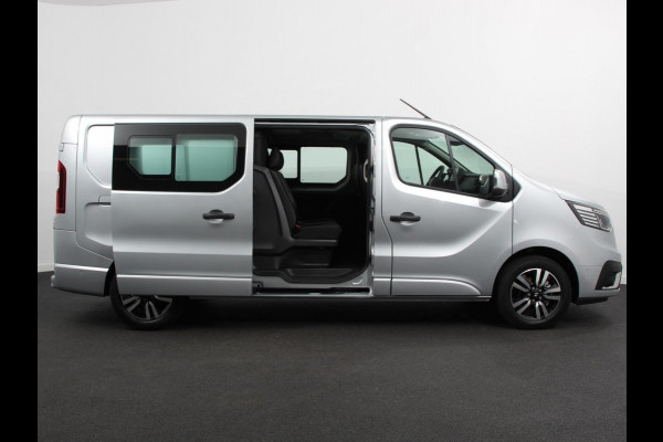 Renault Trafic 2.0 Blue dCi 150 Automaat L2H1 Adv. Dubbele Cabine Navigatie Airco Lichtmetalen velgen Betimmering Trekhaak Camera Parkeer sensoren Dab