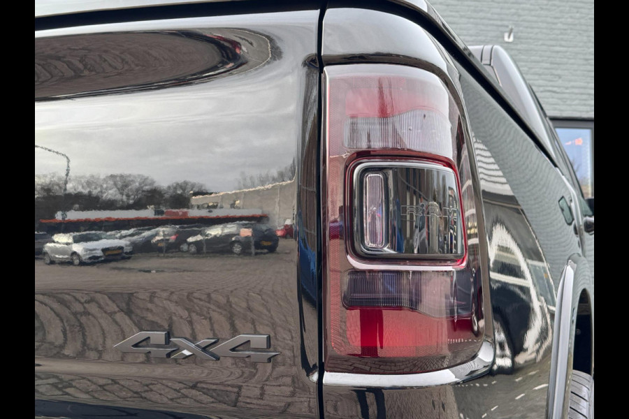 Dodge Ram 1500 Limited Night 5.7L 401pk LPG 4X4 Head-up SplitTailgate 360cam Harman Kardon PANO