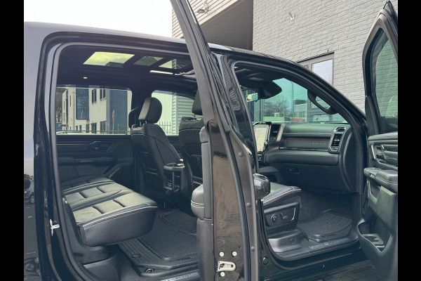 Dodge Ram 1500 Limited Night 5.7L 401pk LPG 4X4 Head-up SplitTailgate 360cam Harman Kardon PANO