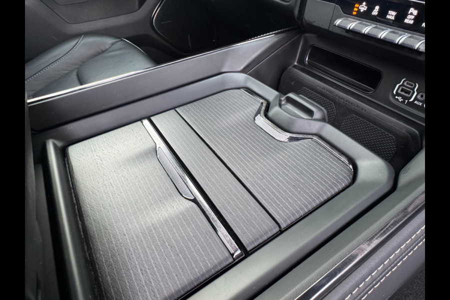 Dodge Ram 1500 Limited Night 5.7L 401pk LPG 4X4 Head-up SplitTailgate 360cam Harman Kardon PANO