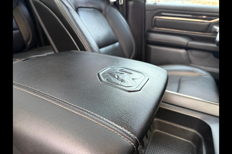 Dodge Ram 1500 5.7 Hemi V8 4x4 Crew Cab Longhorn ACC / Panorama / 360° Camera