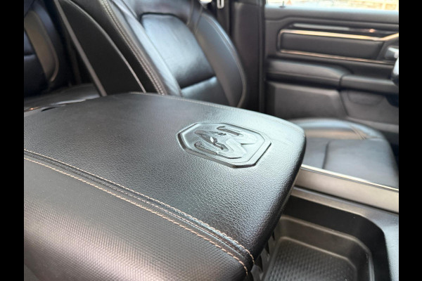 Dodge Ram 1500 5.7 Hemi V8 4x4 Crew Cab Longhorn ACC / Panorama / 360° Camera