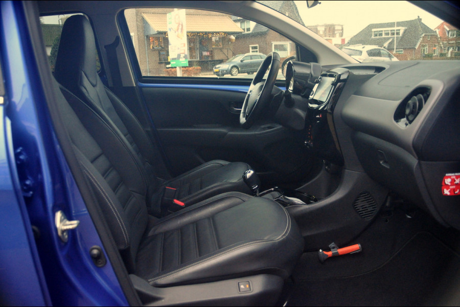 Peugeot 108 1.0 e-VTi Allure TOP! Automaat | Lederen bekl. | Camera | Climate Control |