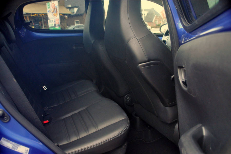 Peugeot 108 1.0 e-VTi Allure TOP! Automaat | Lederen bekl. | Camera | Climate Control |