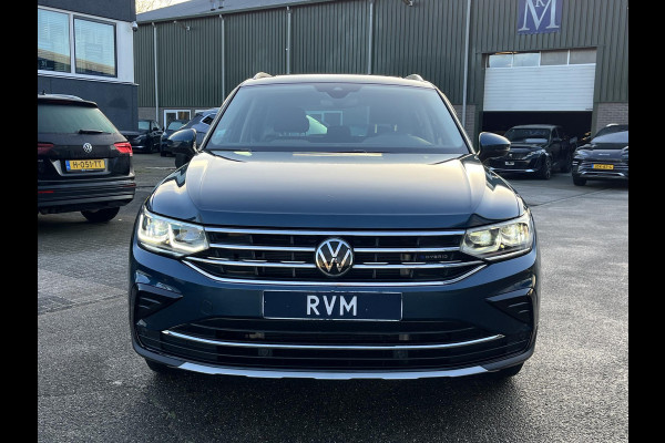 Volkswagen Tiguan 1.4 TSI eHybrid PHEV SUPER COMPLEET| SCHUIF/ KANTELDAK| DODE HOEK| ELEK. ACHTERKLEP| DIG. DASH | CAMERA| RIJKLAAR GELEVERD INCL. 12 MND BOVAG GARANTIE