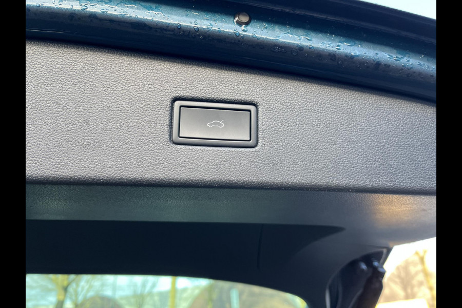 Volkswagen Tiguan 1.4 TSI eHybrid PHEV SUPER COMPLEET| SCHUIF/ KANTELDAK| DODE HOEK| ELEK. ACHTERKLEP| DIG. DASH | CAMERA| RIJKLAAR GELEVERD INCL. 12 MND BOVAG GARANTIE